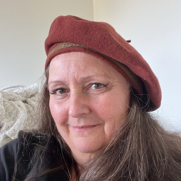 Parkhurst Beret Made In Canada Pure Virgin Wool - Picture 9 of 9